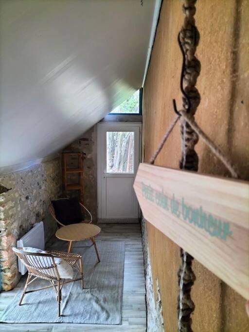 Charmante Maisonnette En Pierre Écardenville-sur-Eure Exterior foto
