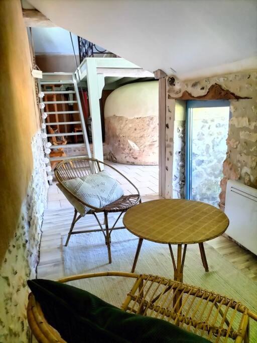 Charmante Maisonnette En Pierre Écardenville-sur-Eure Exterior foto
